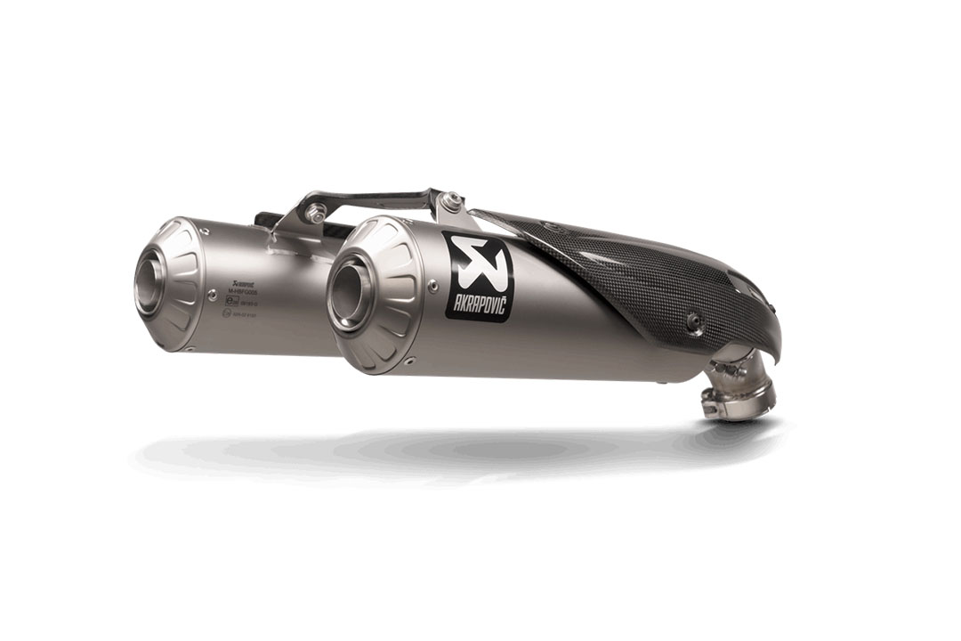 Línea Akrapovic Slip-On (Titanio) para Ducati Scrambler 1100 a partir del año de modelo 2021-
