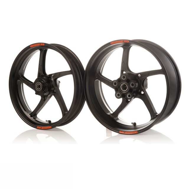 Juego de llantas de aluminio OZ Piega R en negro mate para Ducati 749 / 999, todos los modelos