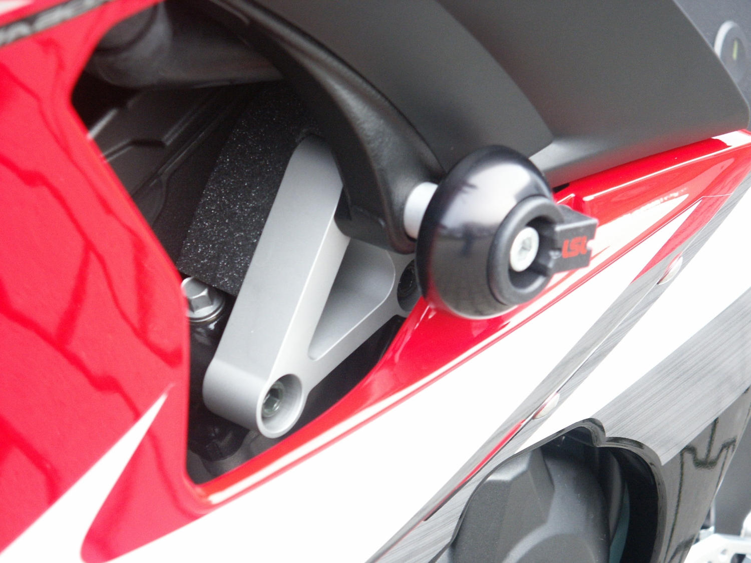 Kit de montaje de protectores de motor LSL para Yamaha YZF-R6, 2003-2005