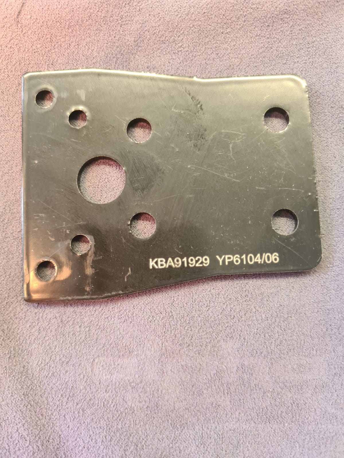 Soporte de matrícula Barracuda para Yamaha FZ6 / FZ6 S2