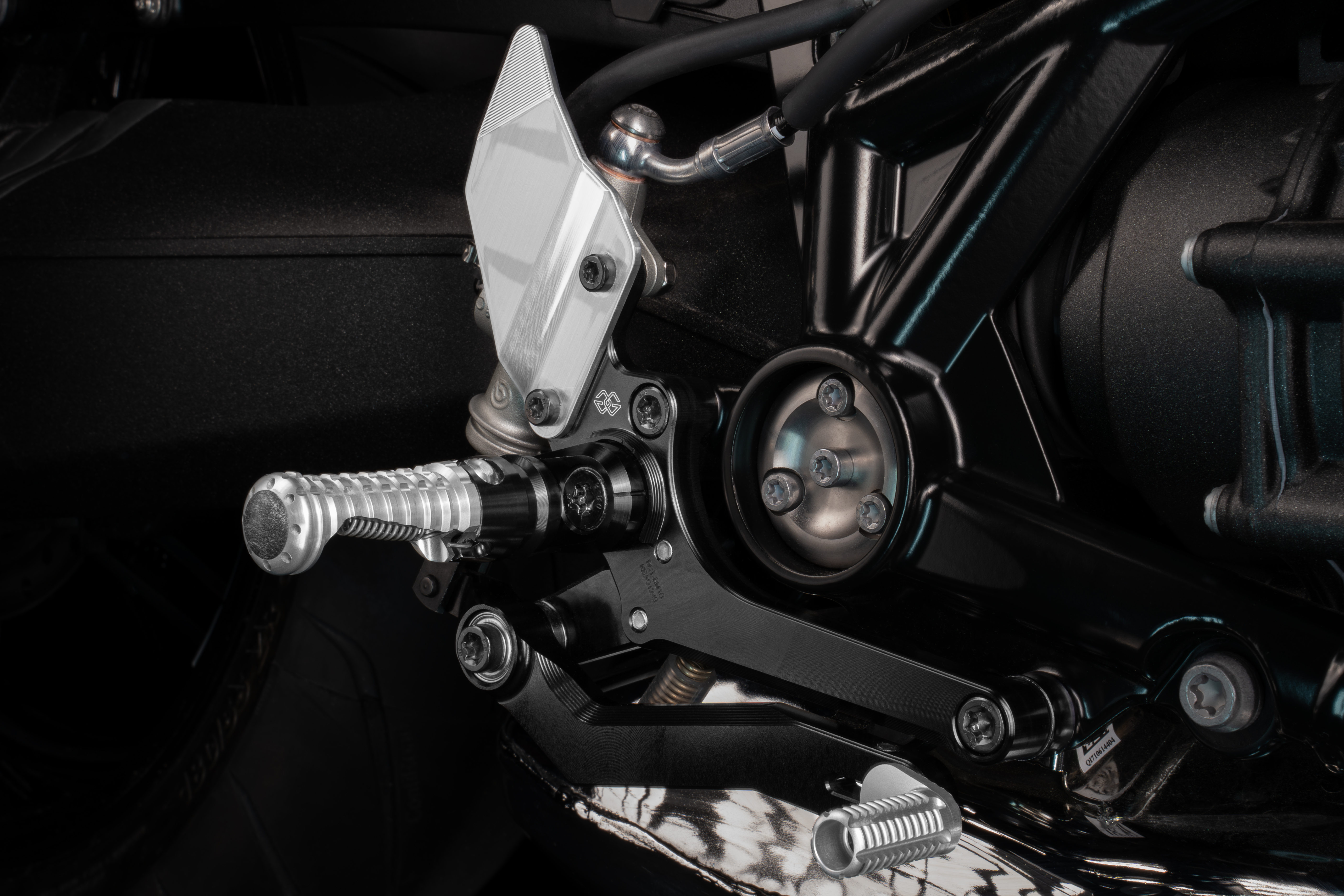 Gilles RCT10GT Sistema de reposapiéses RCT10GT-BM10-BS para BMW R12, R12 S, R12 nineT, 2024-