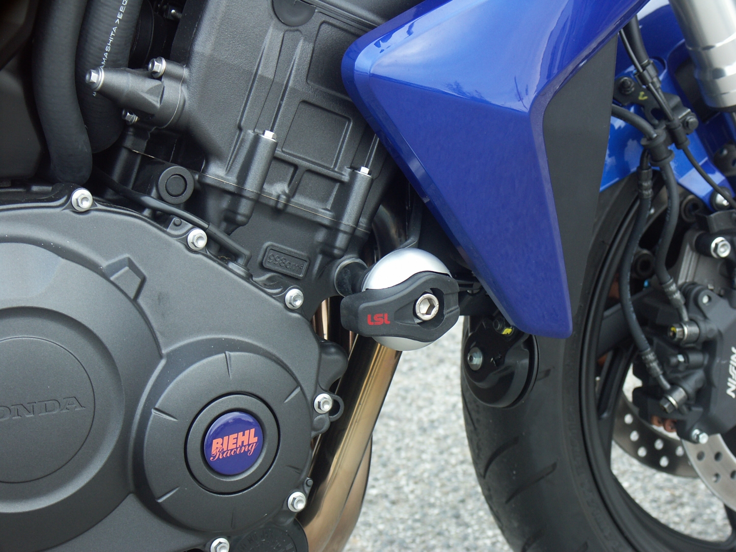 Kit de montaje de topes anticaída LSL para Honda CB1000R / CBF1000F, 2010-, DS, negro