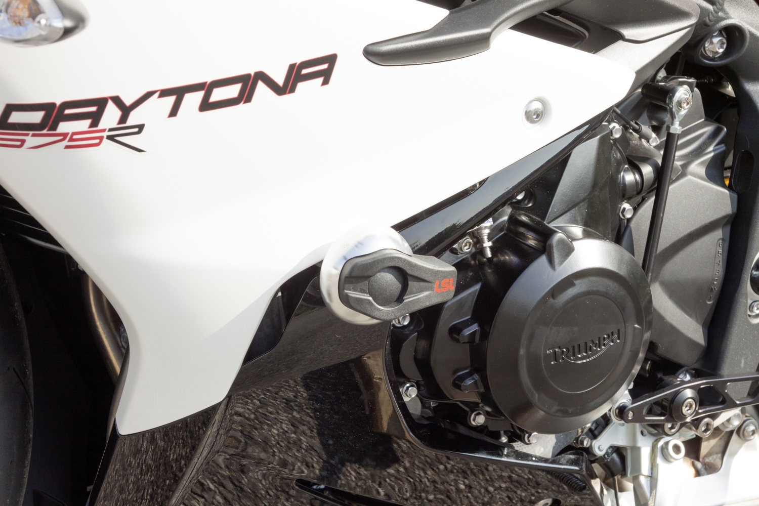 Kit de montaje LSL Crash Pad para Triumph Daytona 675R, 2013- , plata