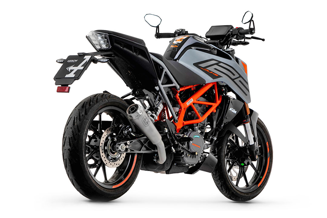 Escape ARROW PRO RACE para KTM 125 Duke y KTM 390 Duke a partir del año de modelo 2021-