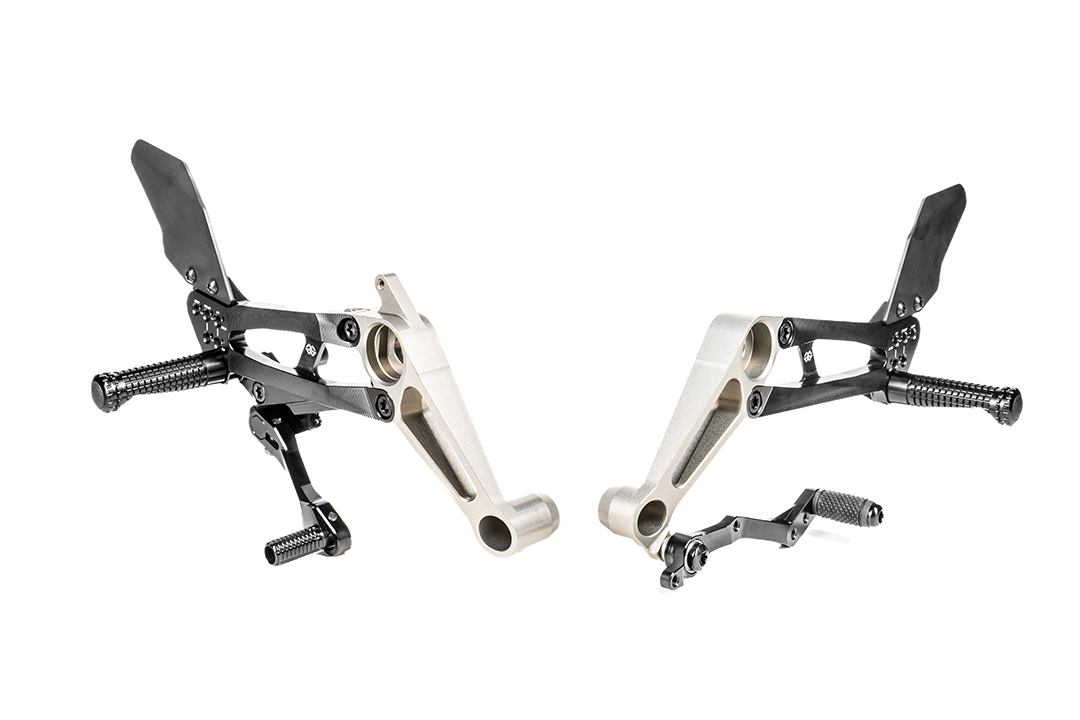 GILLES FXR Sistema de Estriberas para Aprilia RS660, KS, 2021, negro