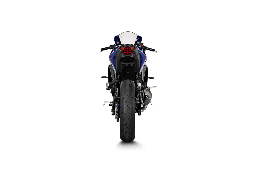 Akrapovic Slip-On-Line (Titanio) para Yamaha R3 / MT-03 a partir del año de modelo 2022-